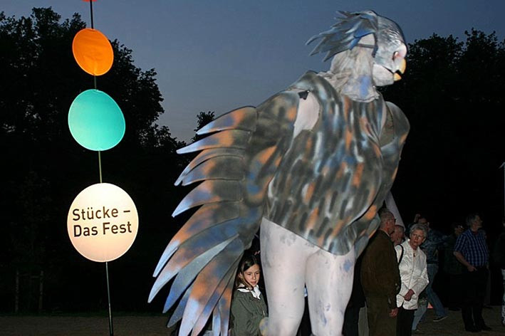 Das Fest während der „Stücke“ 2007 am Theater an der Ruhr / Foto: Walter Schernstein
