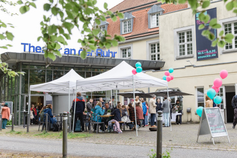 Eröffnung der KinderStücke 2026 im Theater an der Ruhr / Foto: Daniela Motzkus Eröffnung der KinderStücke 2026 im Theater an der Ruhr / Foto: Daniela Motzkus
