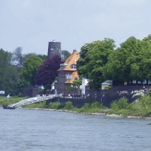 Tagesfahrt nach Kaiserswerth Tagesfahrt nach Kaiserswerth