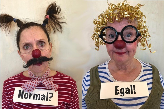 Die Clownixen spielen für ein einzigartiges Publikum ab 4 Jahren: Normal? Egal!